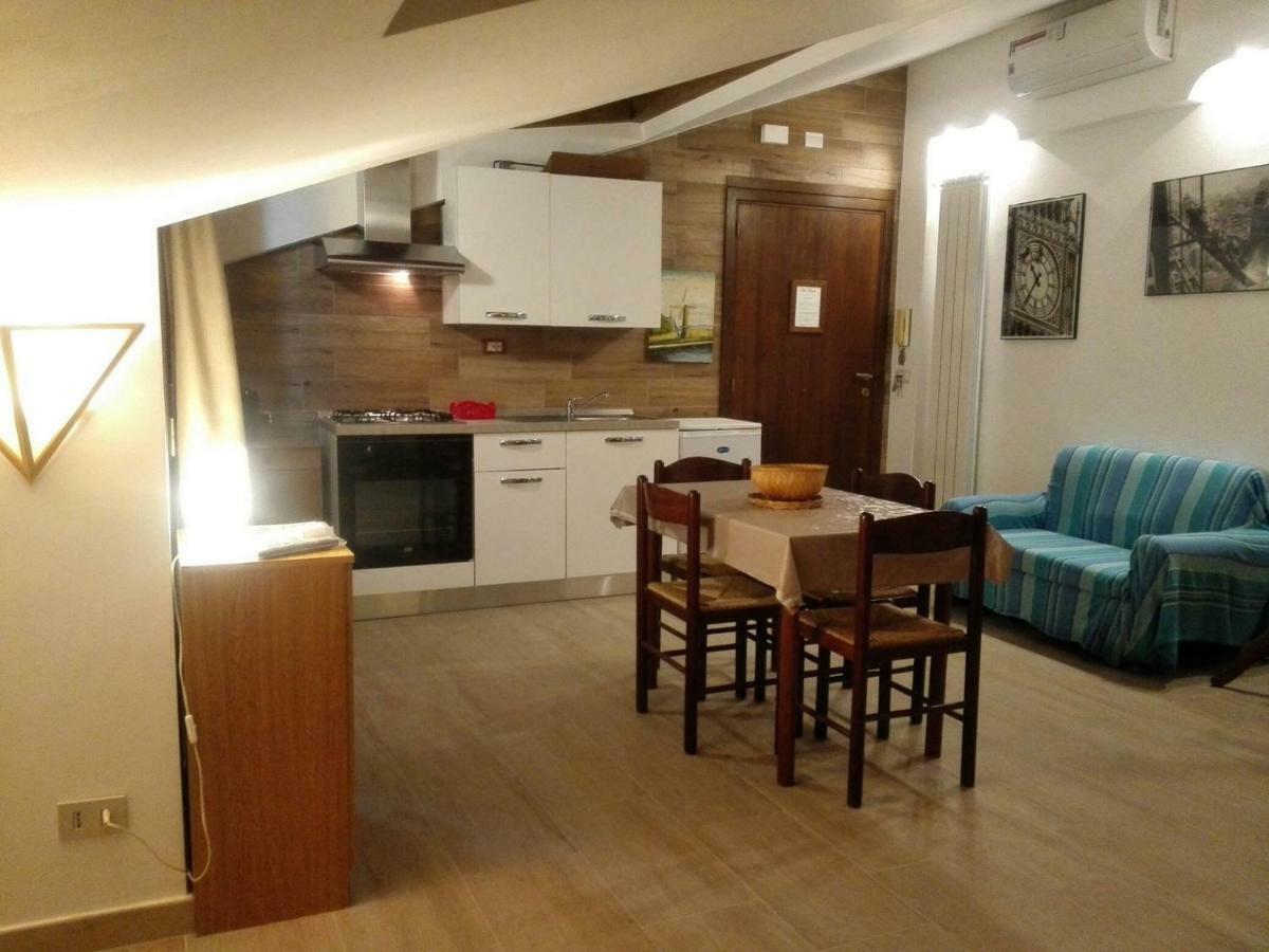 B&B Villa Marysa Giardini Naxos Esterno foto